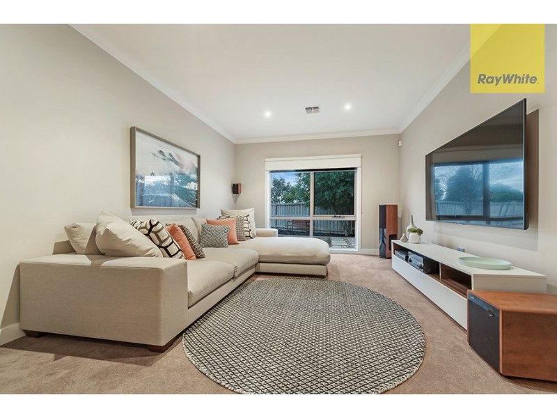 5 Blackbird Terrace, Craigieburn VIC 3064