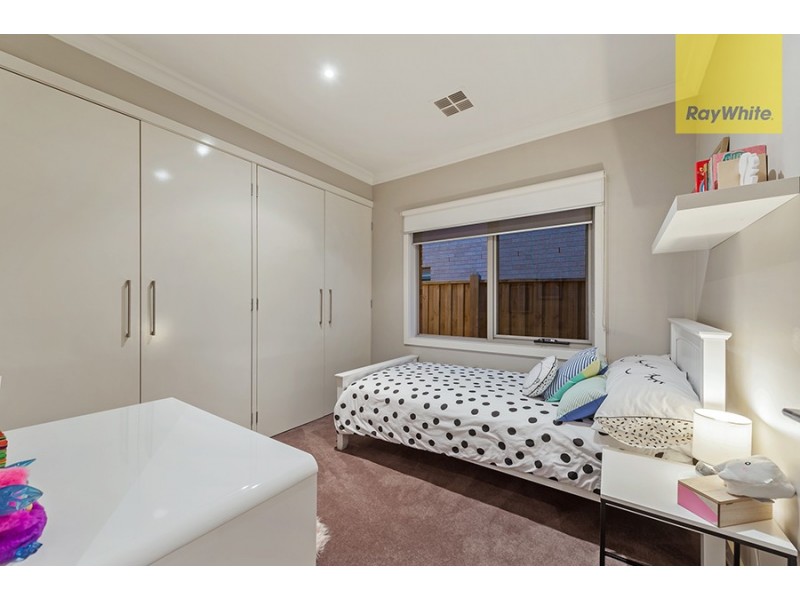 5 Blackbird Terrace, Craigieburn VIC 3064