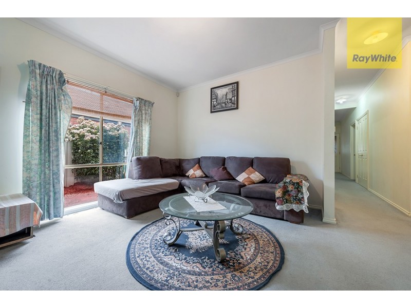 24 Willmott Drive, Craigieburn VIC 3064