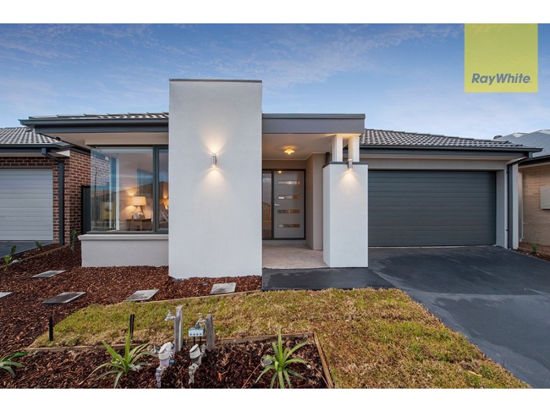 12 Pioneer Street, Craigieburn VIC 3064