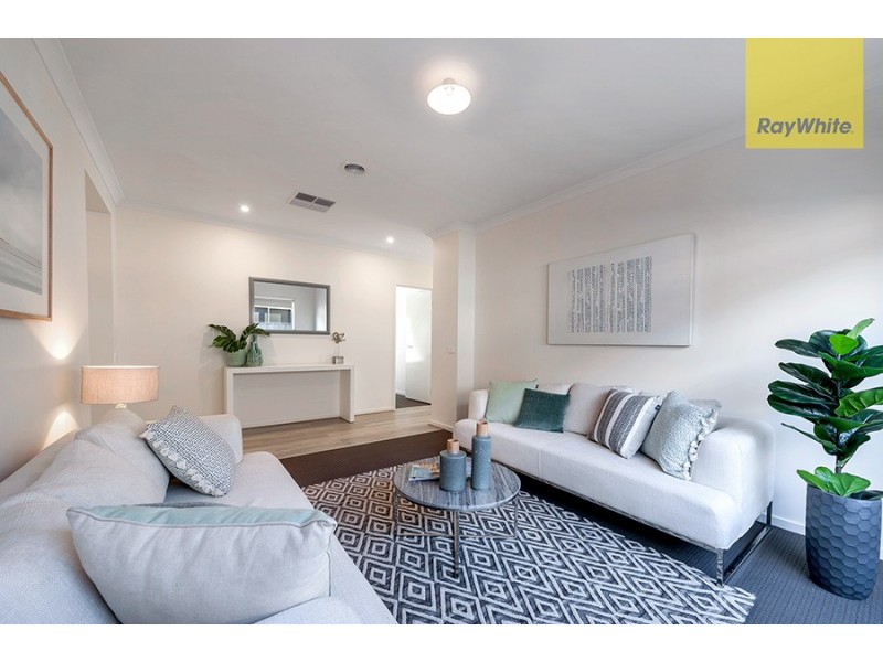 5 Angove Street, Craigieburn VIC 3064