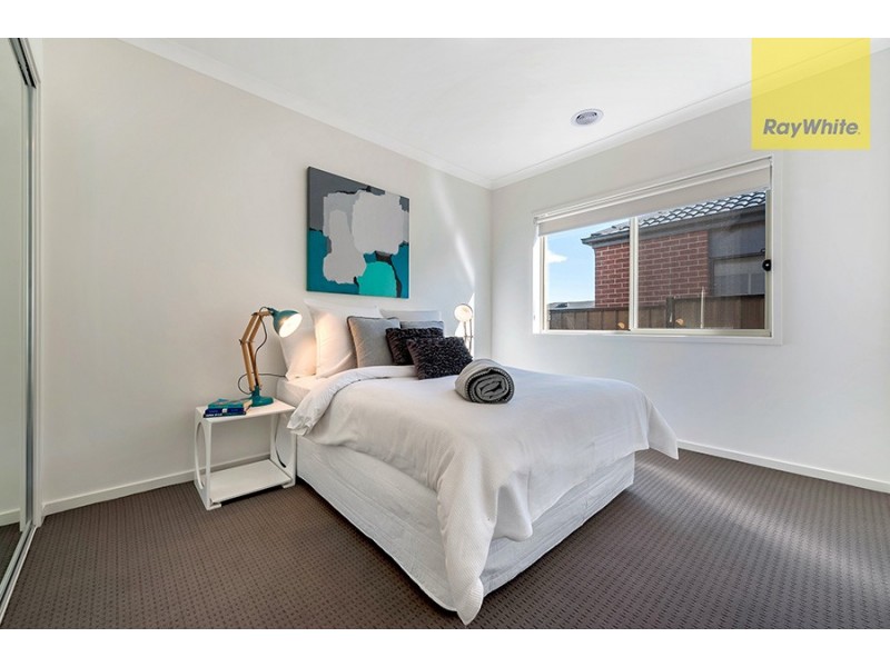 5 Angove Street, Craigieburn VIC 3064