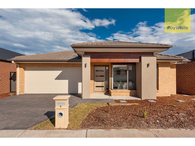 9 Angove Street, Craigieburn VIC 3064