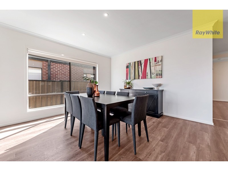 9 Angove Street, Craigieburn VIC 3064