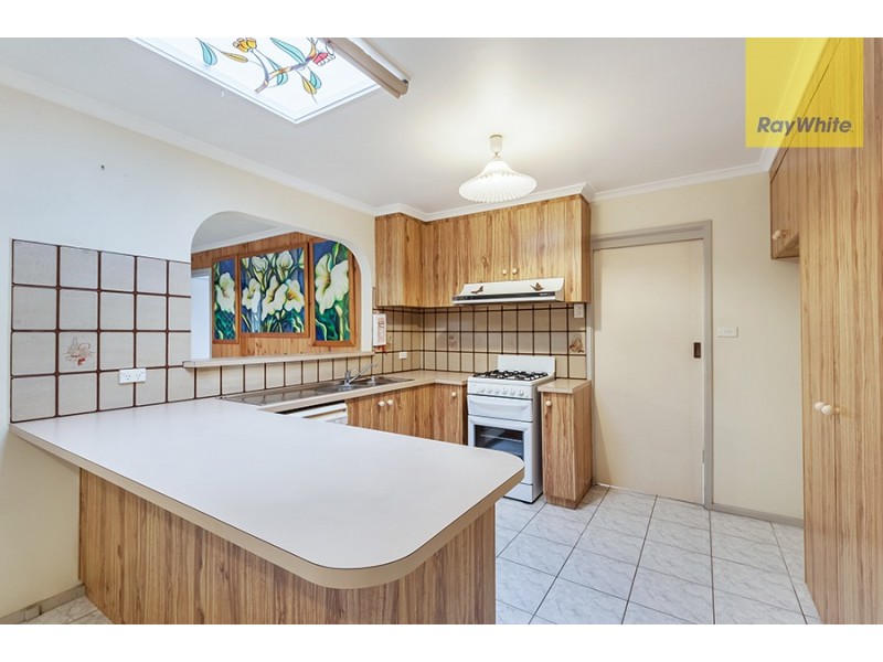 4 Bede Court, Gladstone Park VIC 3043