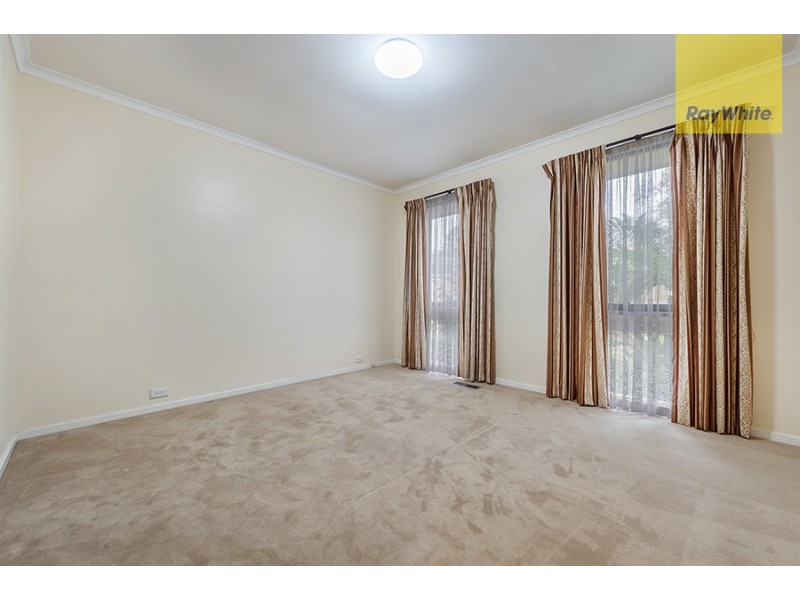 4 Bede Court, Gladstone Park VIC 3043