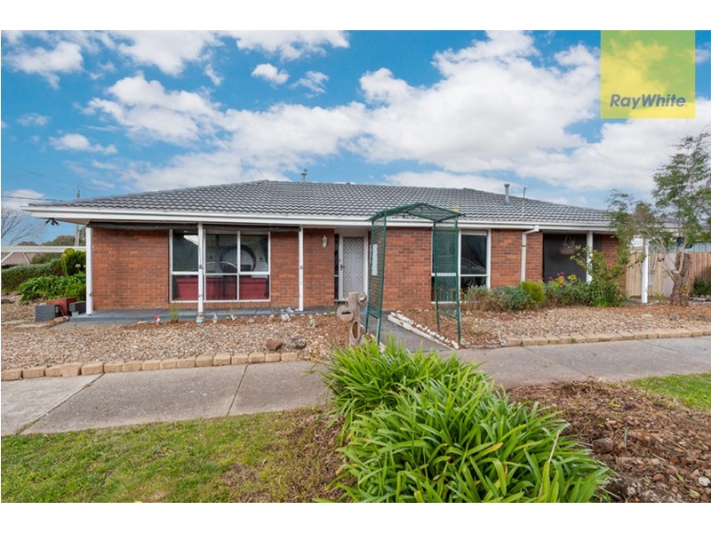3 Langdon Crescent, Craigieburn VIC 3064