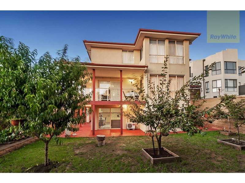 11 Thomas Street, Roxburgh Park VIC 3064