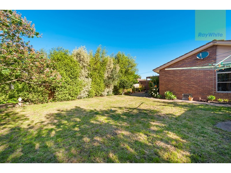 16 Metropolitan Avenue, Craigieburn VIC 3064