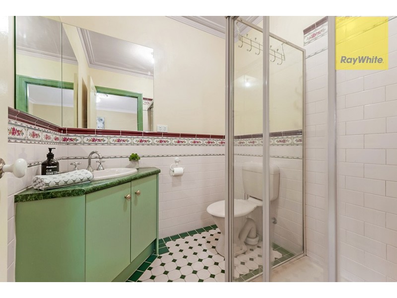 35 Rossiter Avenue, Roxburgh Park VIC 3064