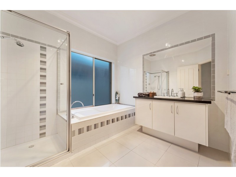 3 St Cloud Green, Craigieburn VIC 3064