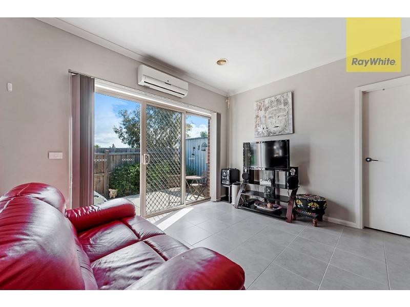 2/7 Ravenwoods Way, Craigieburn VIC 3064