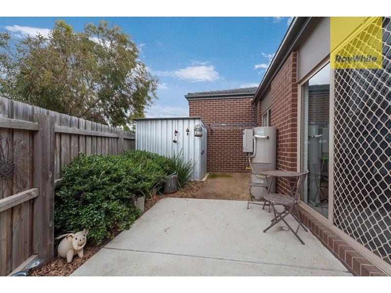 2/7 Ravenwoods Way, Craigieburn VIC 3064