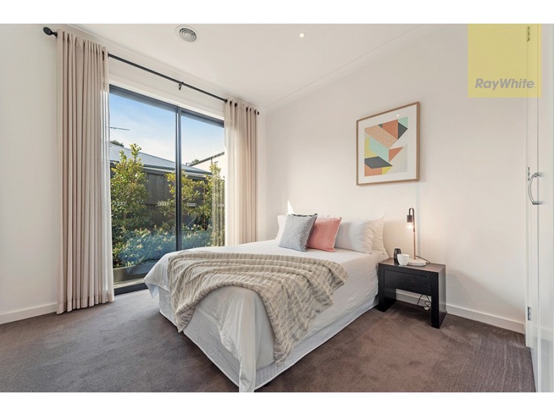 40 Flourish Circuit, Greenvale VIC 3059