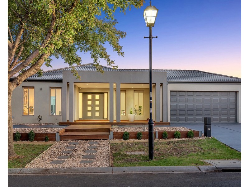 5 Sage Hills Place, Craigieburn VIC 3064