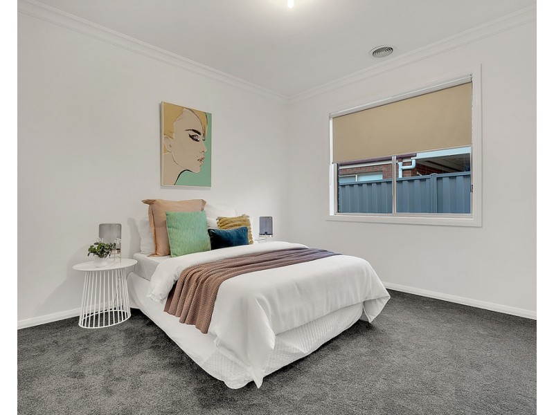 5 Sage Hills Place, Craigieburn VIC 3064