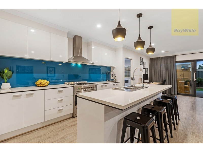 26 Milswyn Street, Craigieburn VIC 3064