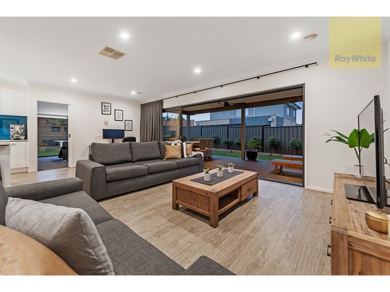 26 Milswyn Street, Craigieburn VIC 3064