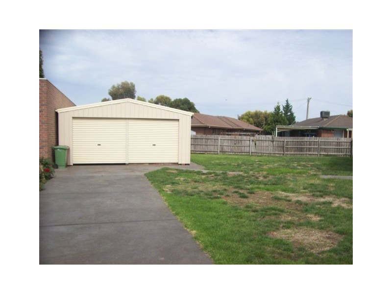 12 Plymouth court, Craigieburn VIC 3064