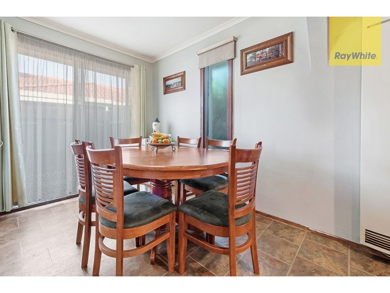 10 Brampton Close, Craigieburn VIC 3064