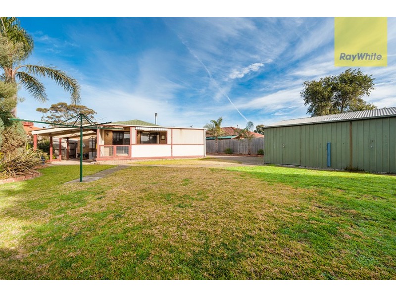 10 Brampton Close, Craigieburn VIC 3064
