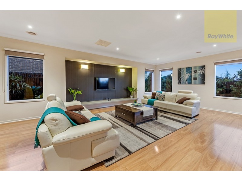 10 Wisteria Avenue, Craigieburn VIC 3064