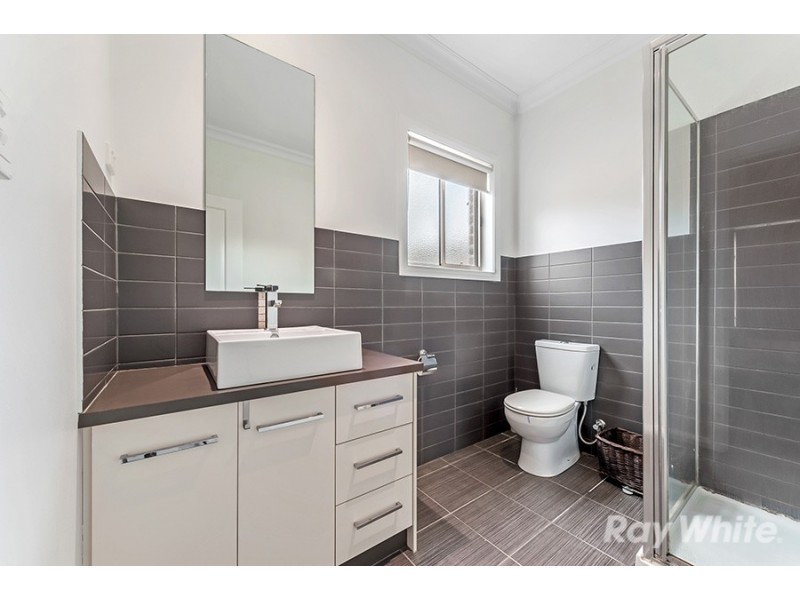 5 Sage Hills Place, Craigieburn VIC 3064