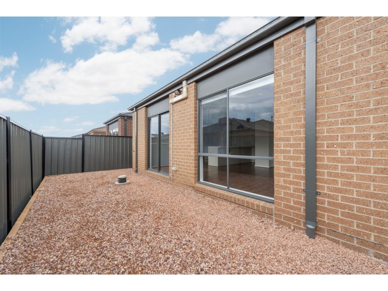 5 Iceberg Drive, Mernda VIC 3754