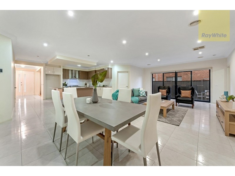 17 Northumberland Circuit, Craigieburn VIC 3064