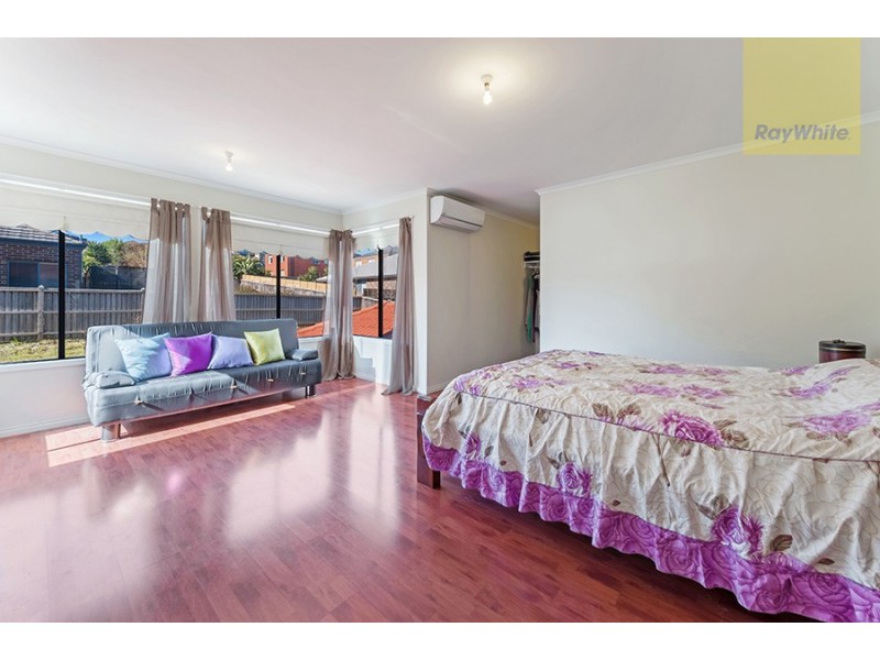 17 Eagleview Way, Craigieburn VIC 3064