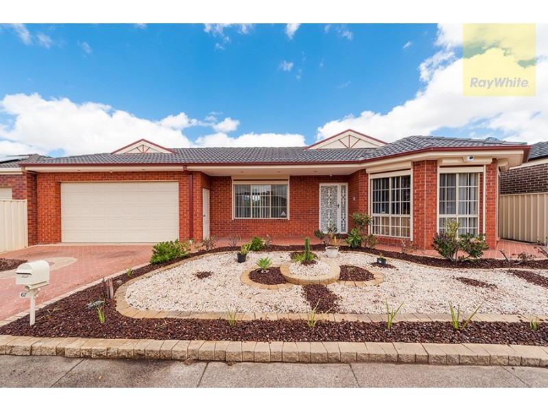 67 Lockwood Drive, Roxburgh Park VIC 3064