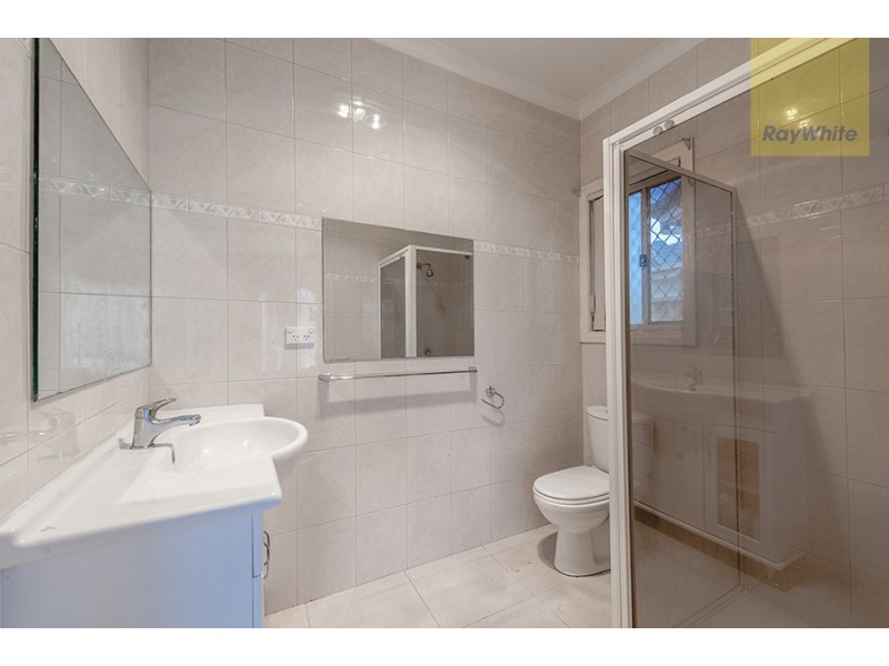 67 Lockwood Drive, Roxburgh Park VIC 3064