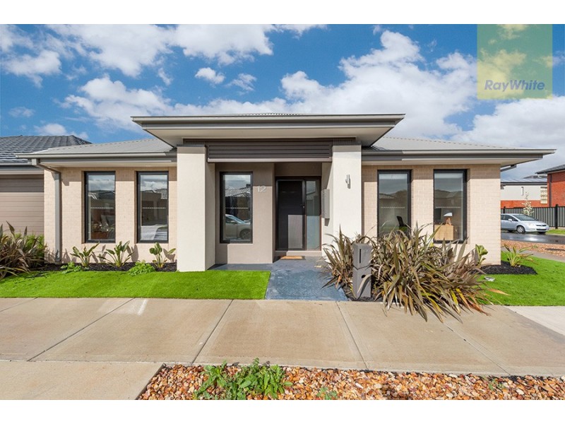 12 Bluebell Drive, Craigieburn VIC 3064