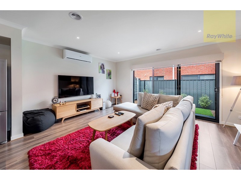 12 Bluebell Drive, Craigieburn VIC 3064