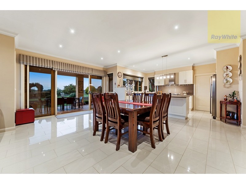 8 Vista Court, Heathcote Junction VIC 3758