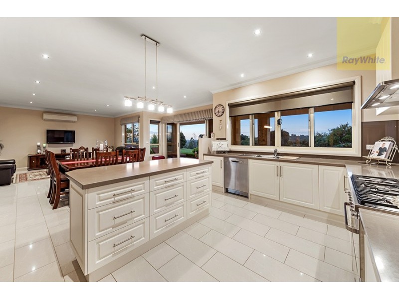8 Vista Court, Heathcote Junction VIC 3758