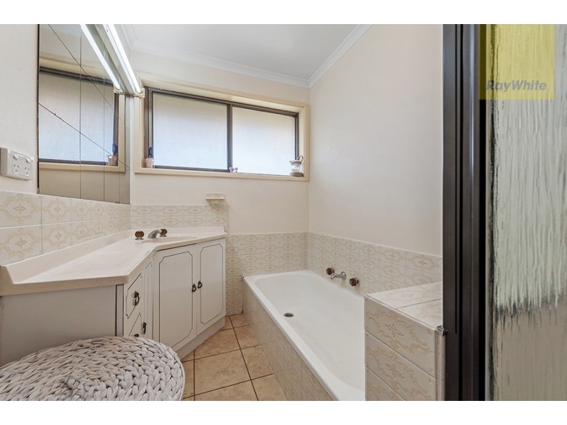 42 Whitley Crescent, Craigieburn VIC 3064