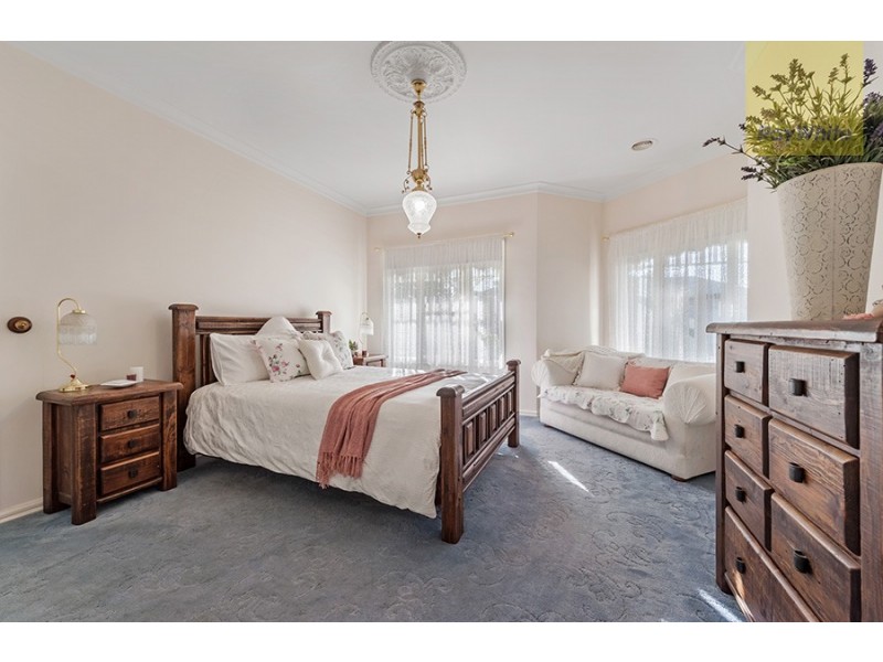 8 Barley Croft Lane, Craigieburn VIC 3064