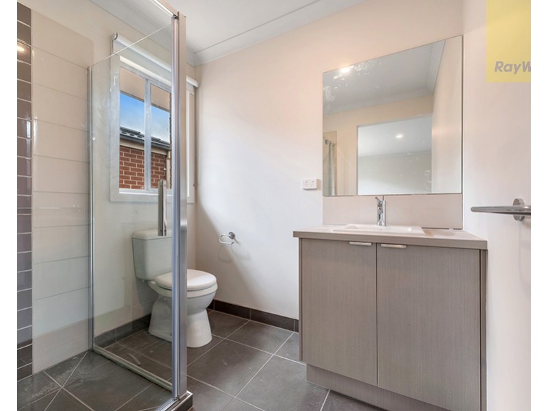 25 Yarradale Drive, Mickleham VIC 3064