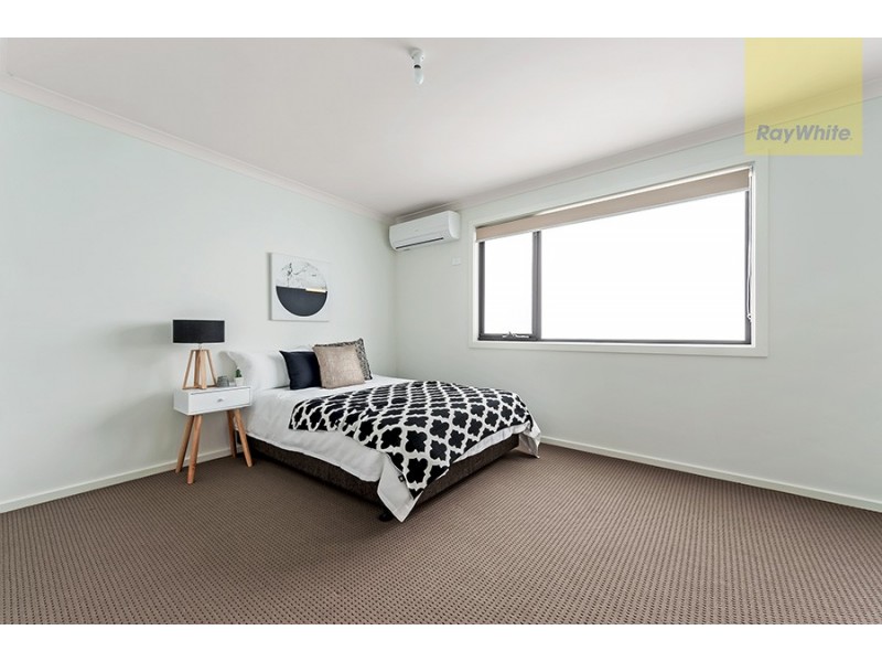 100 Baronial Way, Craigieburn VIC 3064