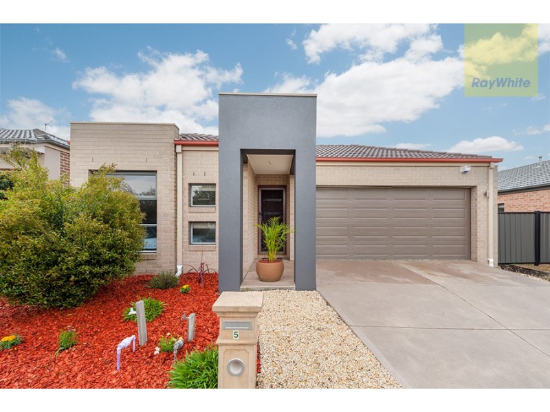 5 Bottlebrush Road, Craigieburn VIC 3064