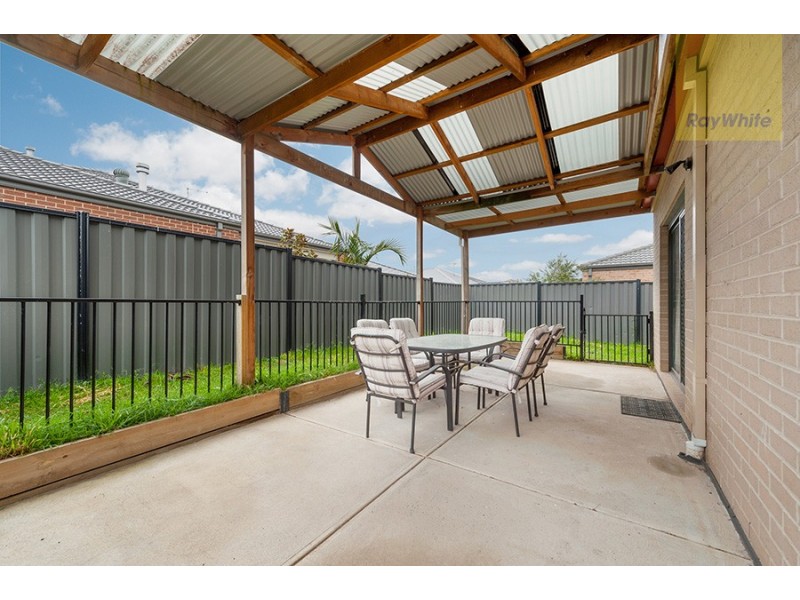 5 Bottlebrush Road, Craigieburn VIC 3064