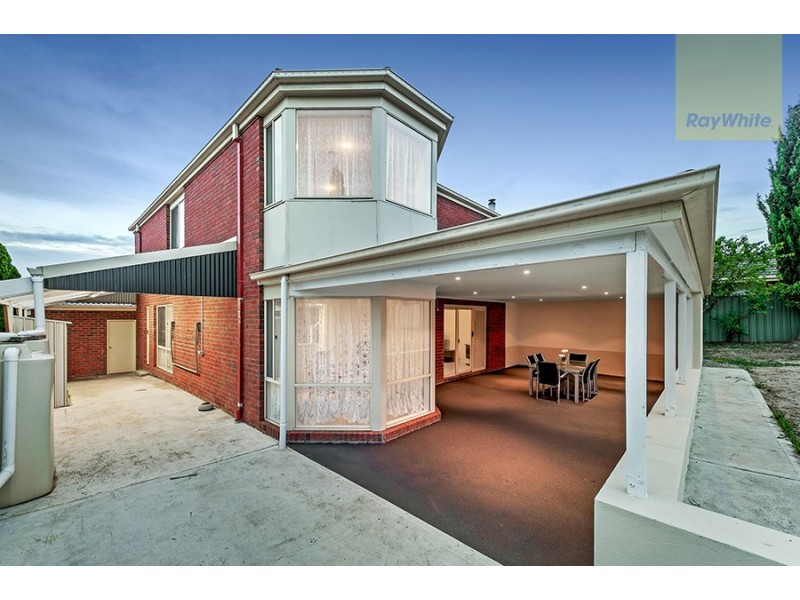 16 Lockhart Avenue, Attwood VIC 3049