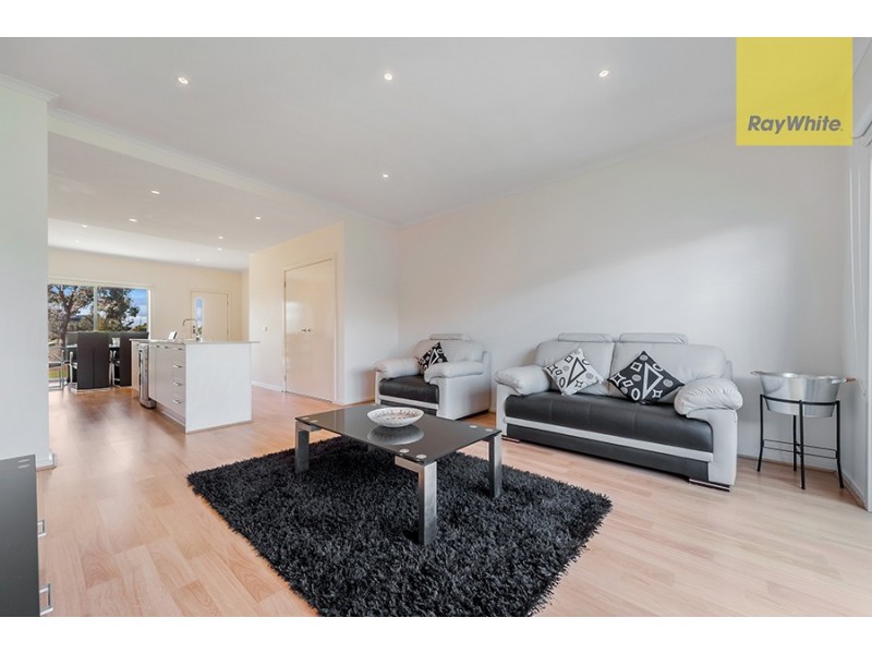 9 Alexander Circuit, Craigieburn VIC 3064