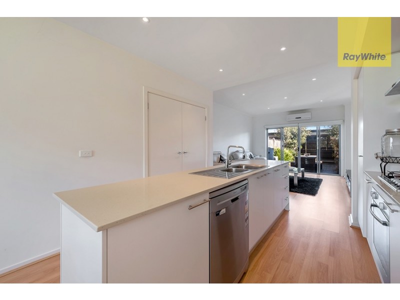 9 Alexander Circuit, Craigieburn VIC 3064