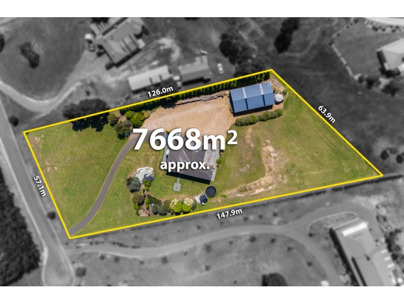 11 Caladenia Court, Wandong VIC 3758