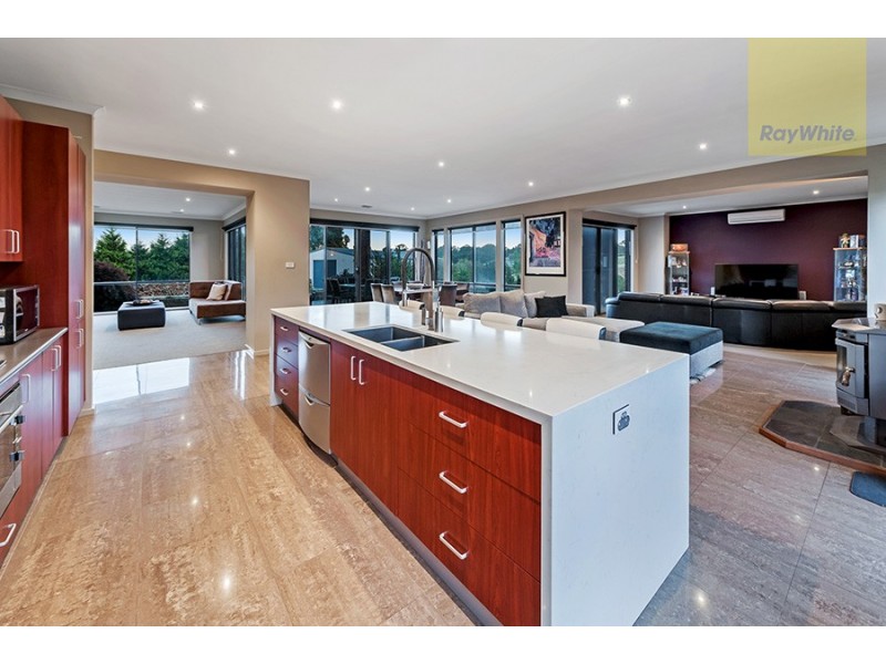 11 Caladenia Court, Wandong VIC 3758