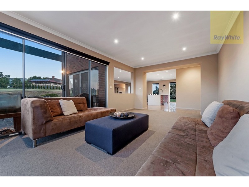 11 Caladenia Court, Wandong VIC 3758