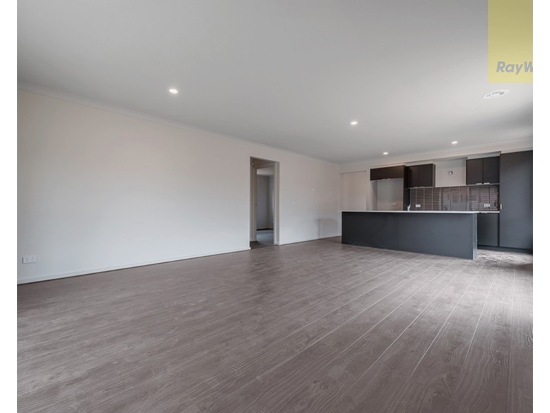 100 Balmain Road, Mickleham VIC 3064