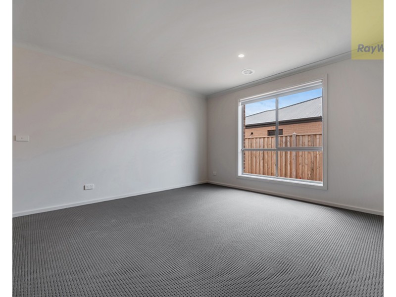 100 Balmain Road, Mickleham VIC 3064